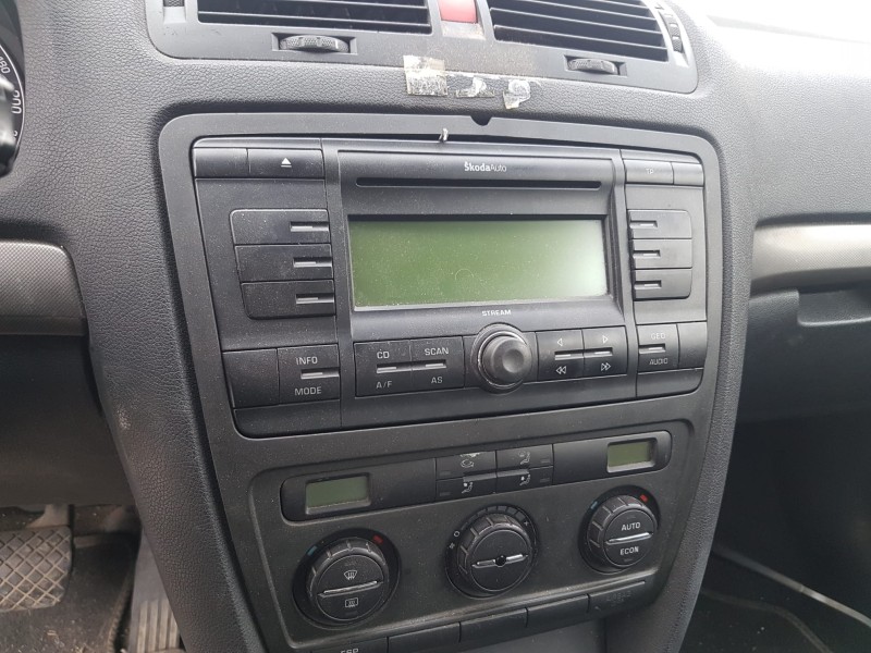 skoda octavia berlina (1z3) del año 2005