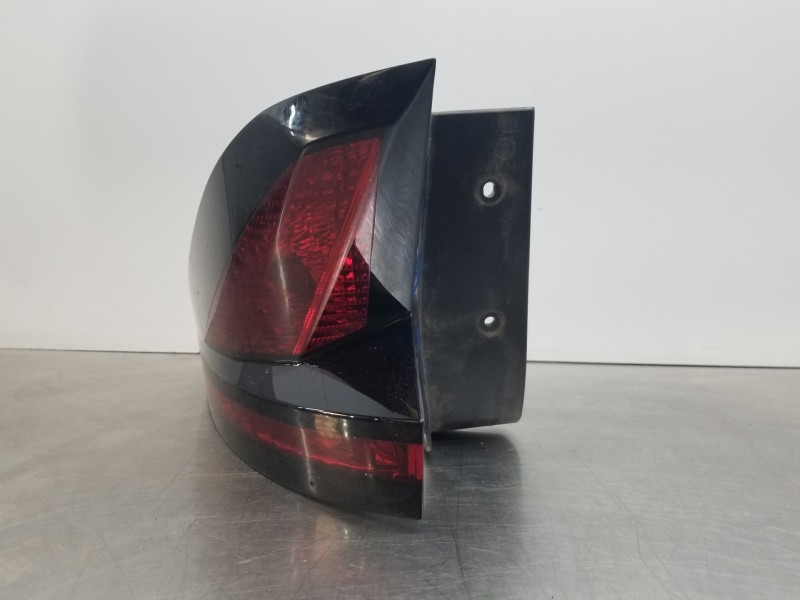 Recambio de piloto trasero derecho para hyundai tucson tecno sky referencia OEM IAM 92402N7000  