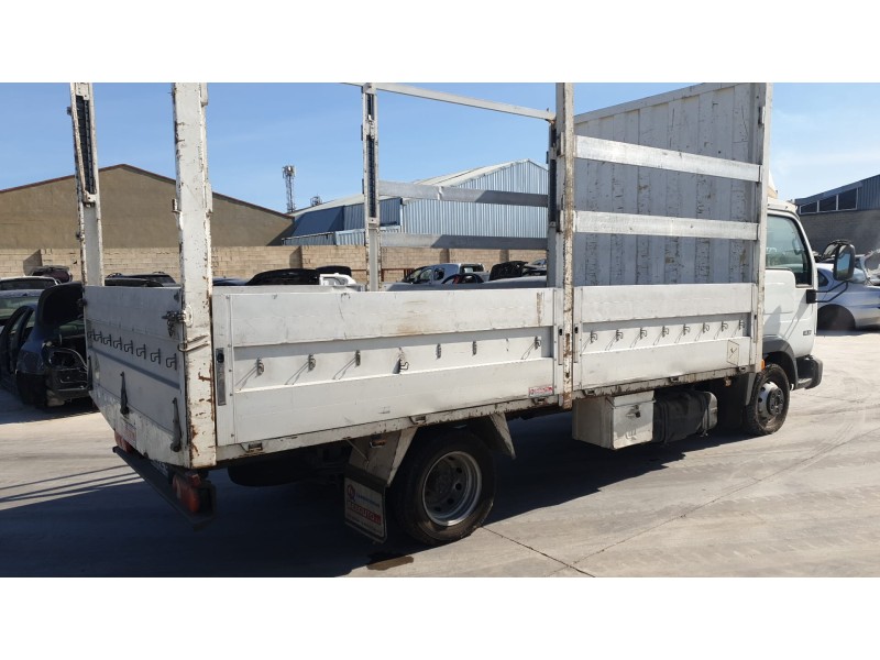 nissan cabstar 01.04  del año 2004