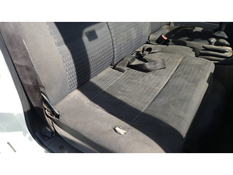 nissan cabstar 01.04  del año 2004