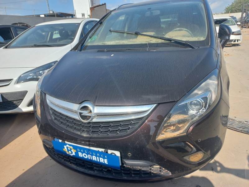 opel zafira tourer del año 2014