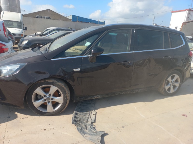 opel zafira tourer del año 2014