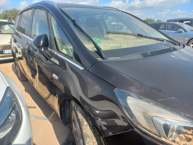 opel zafira tourer del año 2014