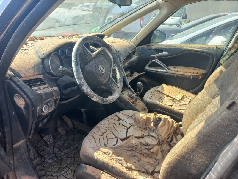 opel zafira tourer del año 2014