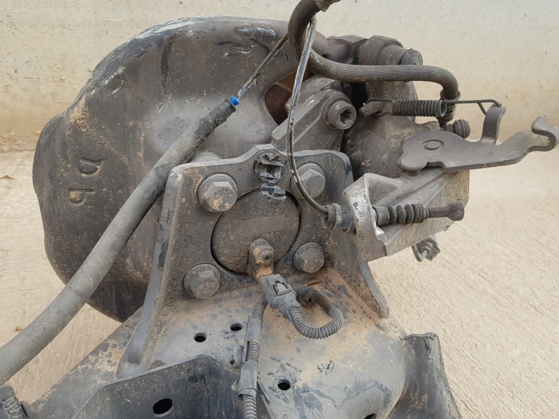 Recambio de puente trasero para peugeot 308 sw allure referencia OEM IAM 1647872280 9827421180 