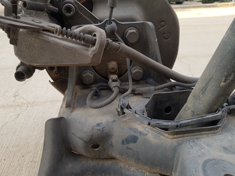 Recambio de puente trasero para peugeot 308 sw allure referencia OEM IAM 1647872280 9827421180 