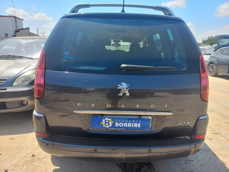 peugeot 807 del año 2010