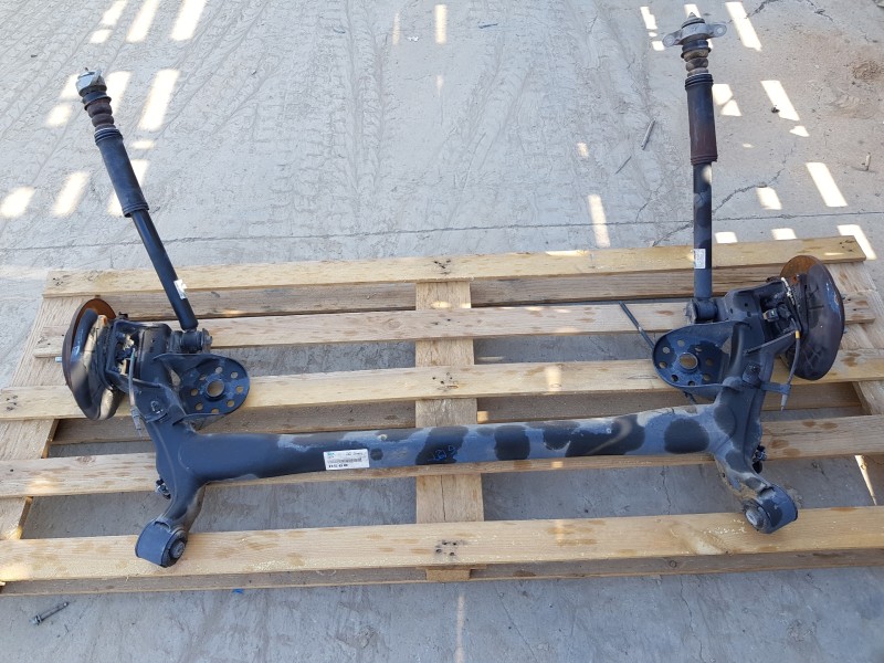 Recambio de puente trasero para kia stonic (ybcuv) eco dynamic referencia OEM IAM 55100H8500  