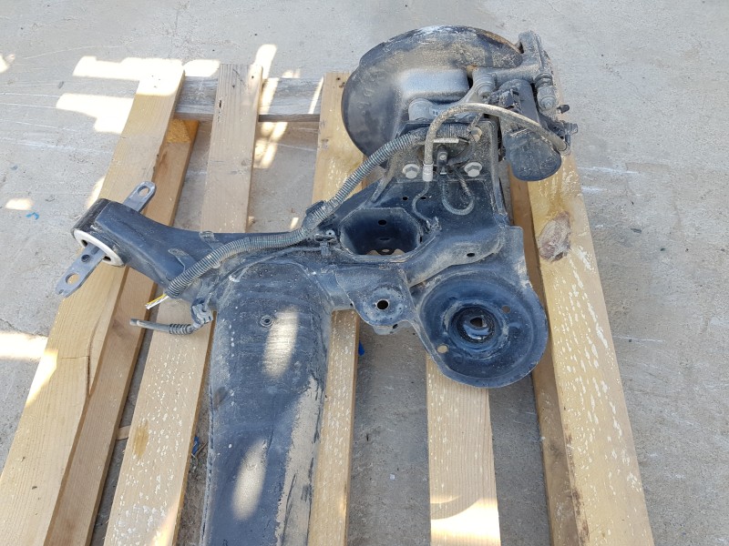 Recambio de puente trasero para citroen c4 picasso puretech referencia OEM IAM 1647872380 9827421280  Recambio de puente trasero para citroen c4 picasso puretech referencia OEM IAM 1647872380 9827421280