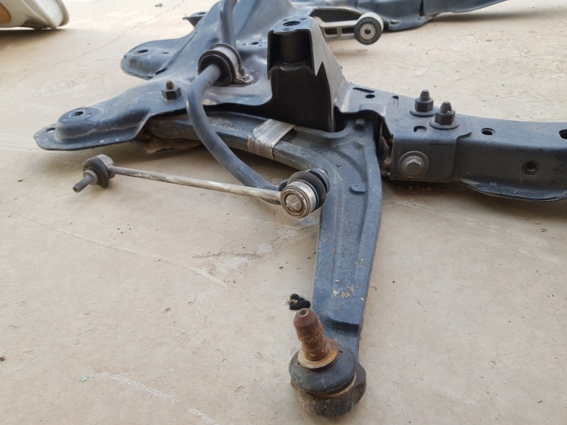 Recambio de puente delantero para fiat 500 sport referencia OEM IAM 52064531 50710290 