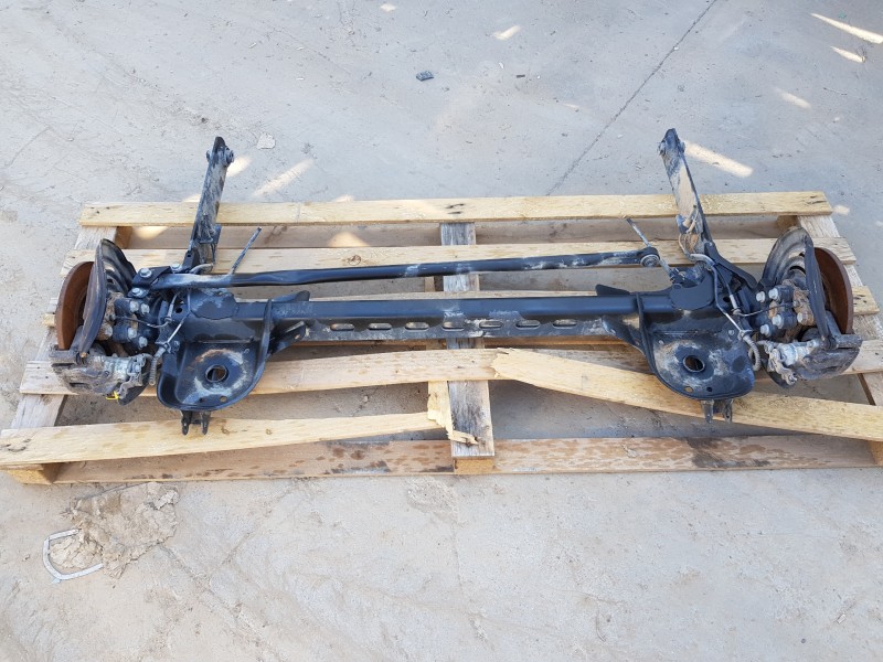 Recambio de puente trasero para opel vivaro b kasten/combi furgón referencia OEM IAM 93458081  