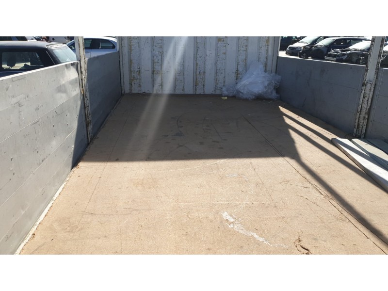 nissan cabstar 01.04  del año 2004