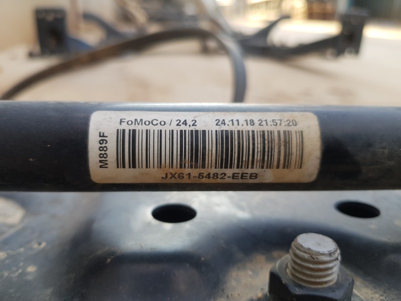 Recambio de puente delantero para ford focus active referencia OEM IAM 2781508 JX615482EEB JX615019AEF