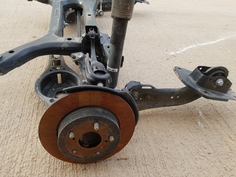 Recambio de puente trasero para toyota corolla (e21) hev referencia OEM IAM 5120602081  