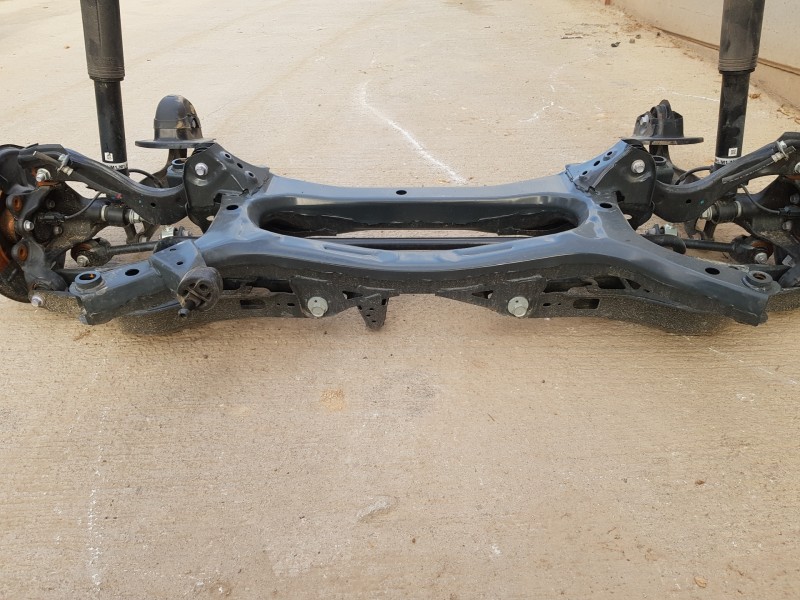 Recambio de puente trasero para toyota corolla (e21) hev referencia OEM IAM 5120602081  