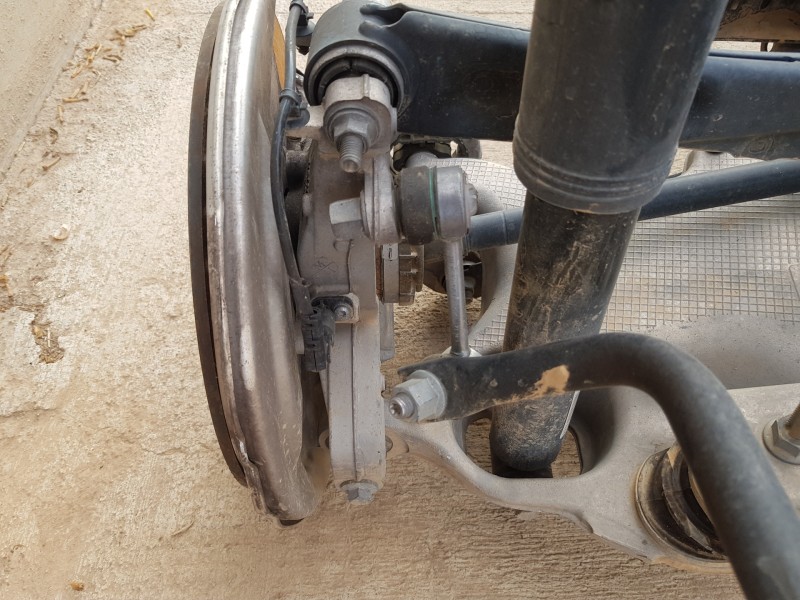 Recambio de puente trasero para volvo xc60 hybrid referencia OEM IAM 32331540 32336254 