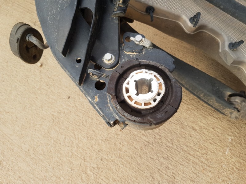 Recambio de puente trasero para volvo xc60 hybrid referencia OEM IAM 32331540 32336254 