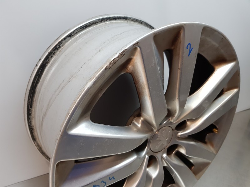 Recambio de llanta para peugeot 308 sw allure referencia OEM IAM 96779895TW 9677989577 