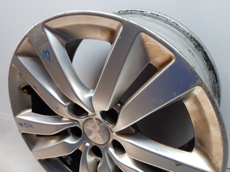 Recambio de llanta para peugeot 308 sw allure referencia OEM IAM 96779895TW 9677989577 