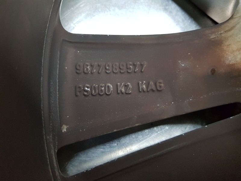 Recambio de llanta para peugeot 308 sw allure referencia OEM IAM 96779895TW 9677989577 