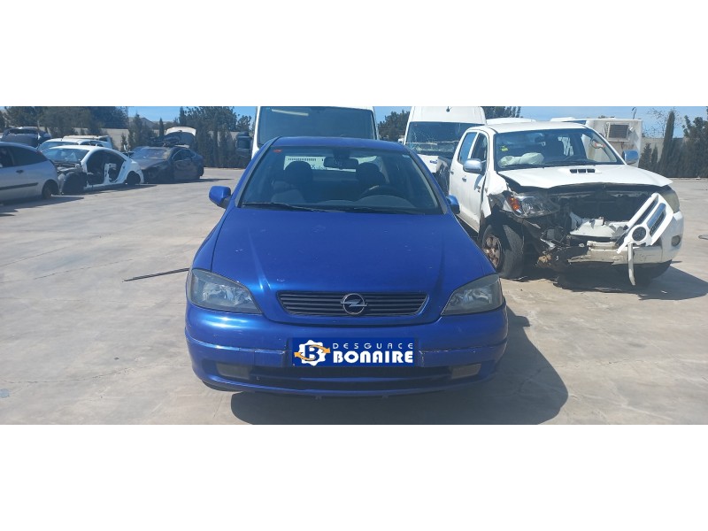 opel astra g berlina del año 2003