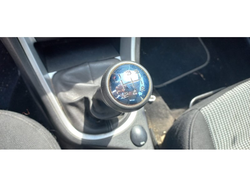 peugeot 307 berlina (s2) del año 2006