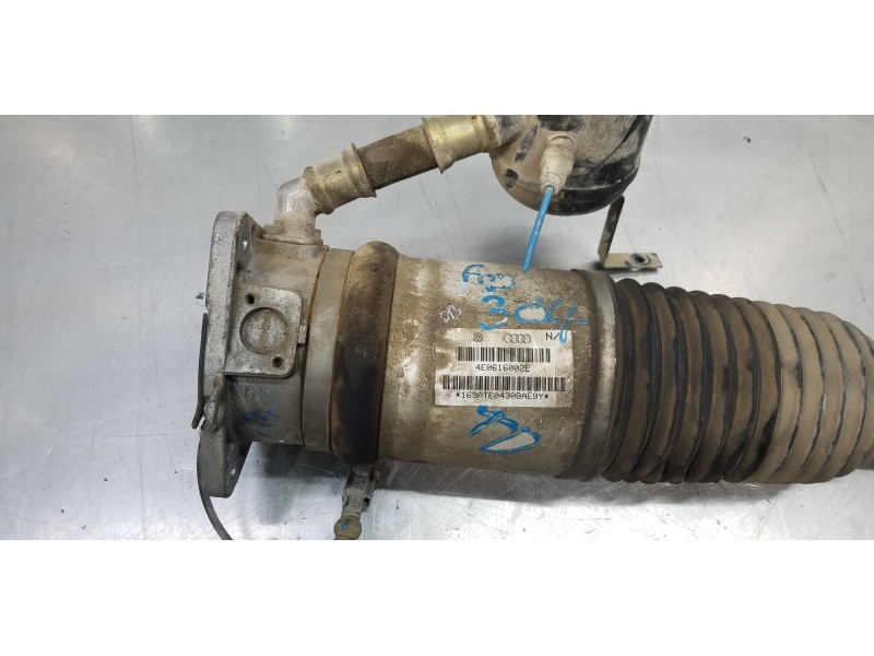 Recambio de amortiguador trasero derecho para audi a8 (4e2) 3.0 tdi quattro referencia OEM IAM 4E0616002E  