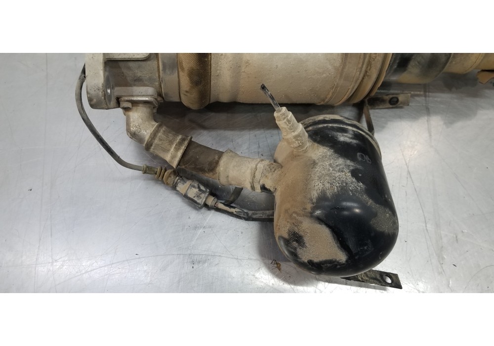 Recambio de amortiguador trasero izquierdo para audi a8 (4e2) 3.0 tdi quattro referencia OEM IAM 4E0616001E  