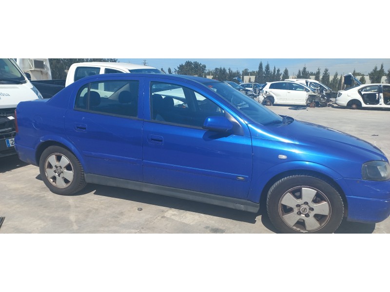 opel astra g berlina del año 2003
