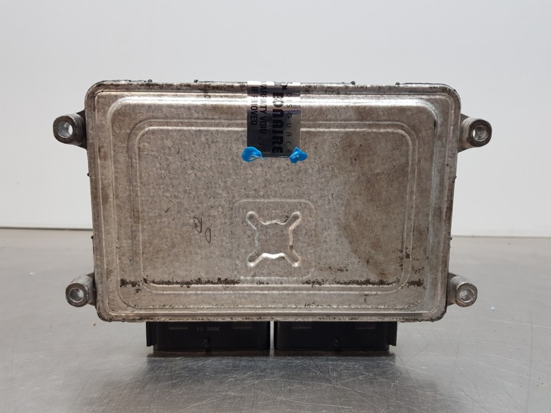 Recambio de centralita motor uce para chevrolet aveo ls referencia OEM IAM 25184299  