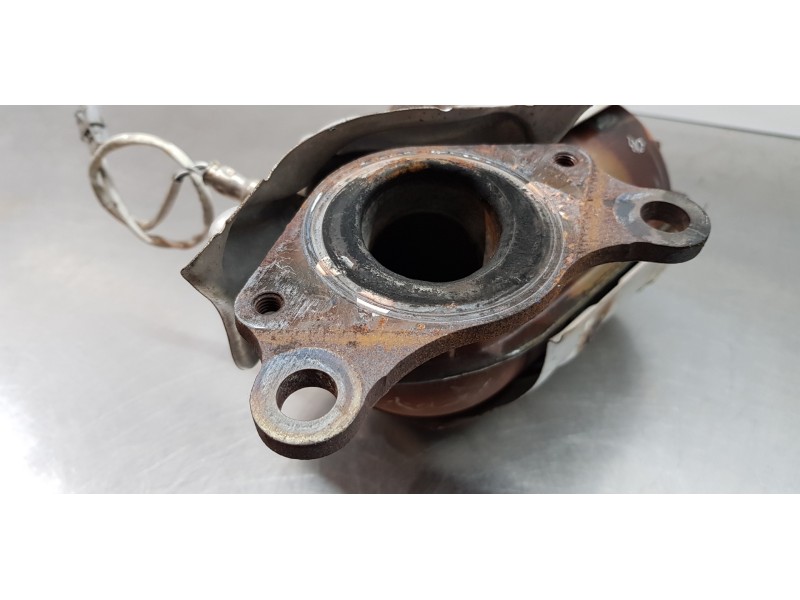 Recambio de catalizador para nissan qashqai (j11) acenta referencia OEM IAM 208A07923R H8201164271 