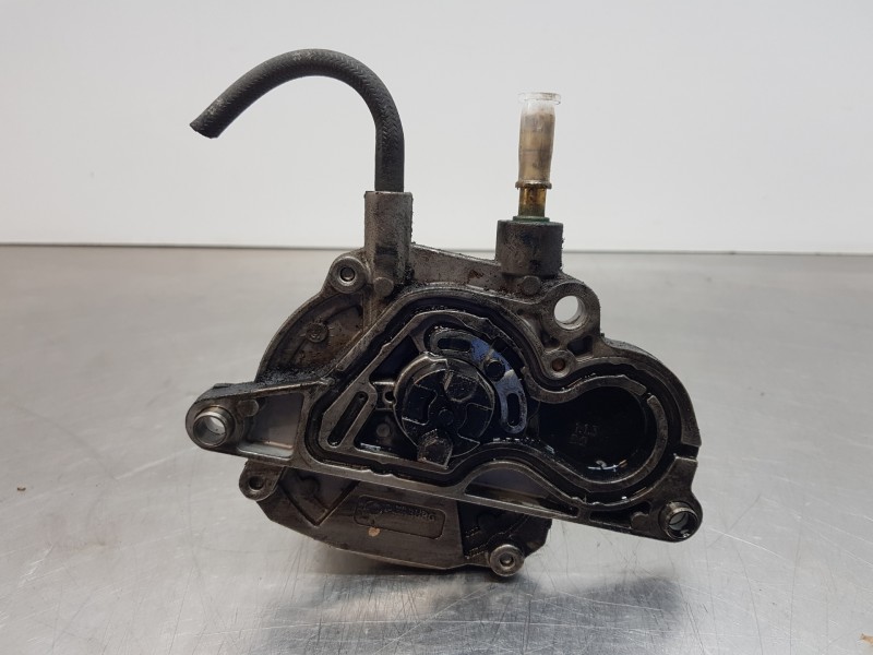 Recambio de depresor freno / bomba vacio para opel astra h caravan ecoflex referencia OEM IAM 55598084  