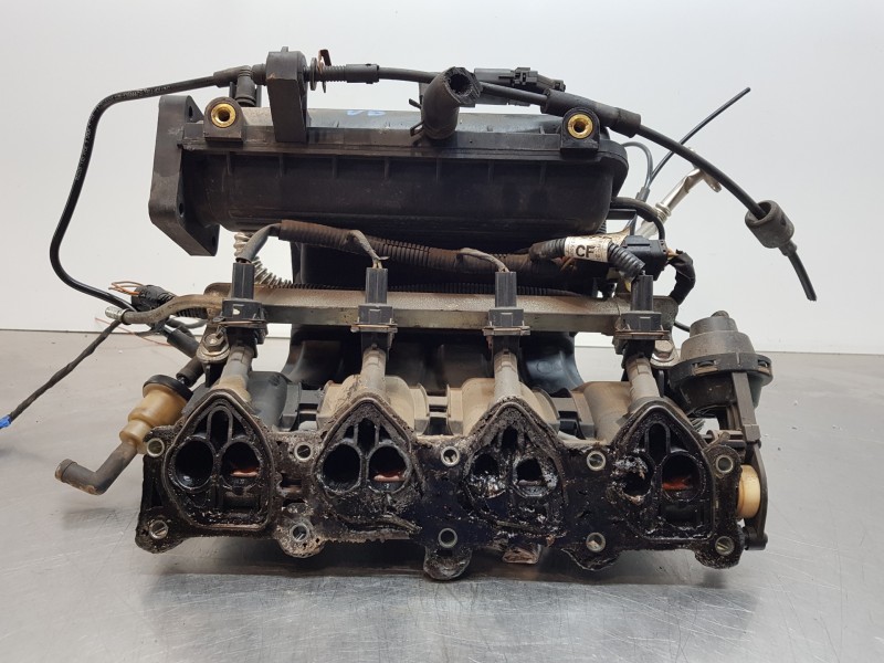 Recambio de colector admision para chevrolet aveo ls referencia OEM IAM 25185955  