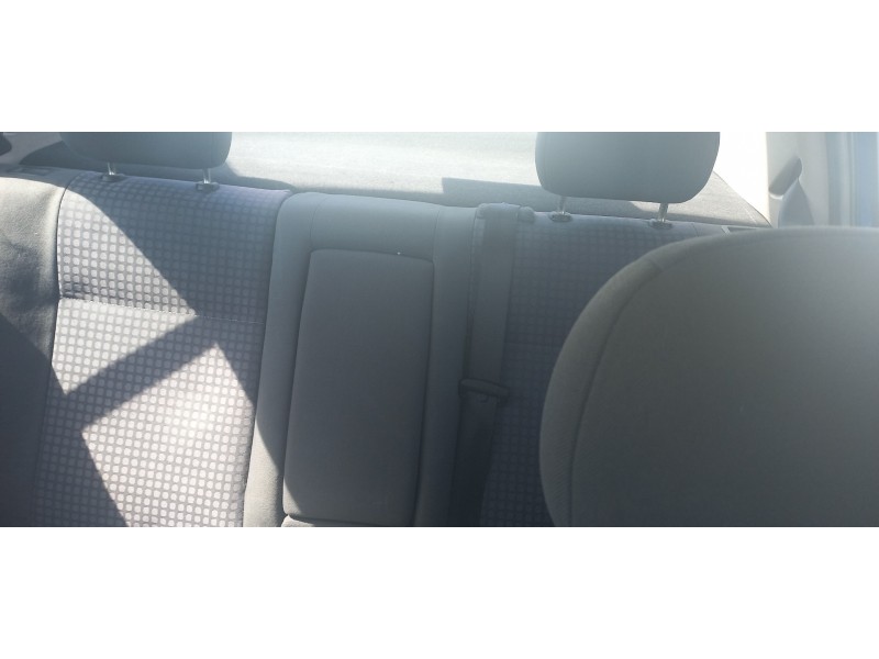 opel astra g berlina del año 2003