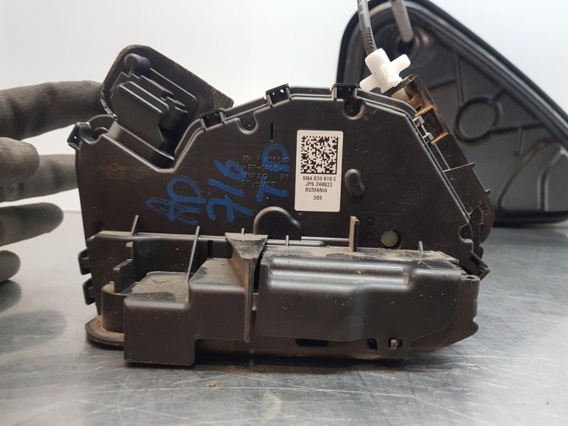Recambio de cerradura puerta trasera derecha para volkswagen tiguan (ax1) comfortline referencia OEM IAM 5NA839016E  