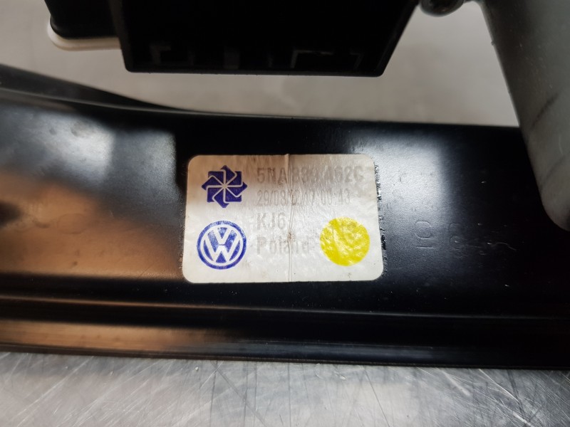Recambio de elevalunas trasero derecho para volkswagen tiguan (ax1) comfortline referencia OEM IAM 5NA839462C 5NA889462C 