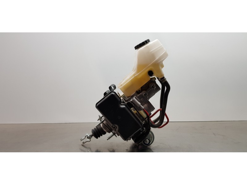 Recambio de servofreno para toyota rav 4 plug-in hybrid advance referencia OEM IAM 4705042251 4720042F51 