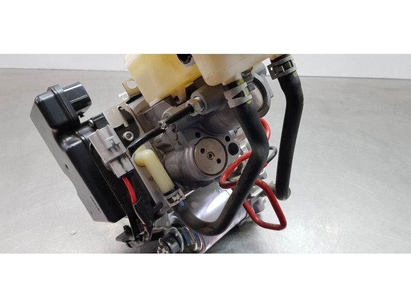 Recambio de servofreno para toyota rav 4 plug-in hybrid advance referencia OEM IAM 4705042251 4720042F51 