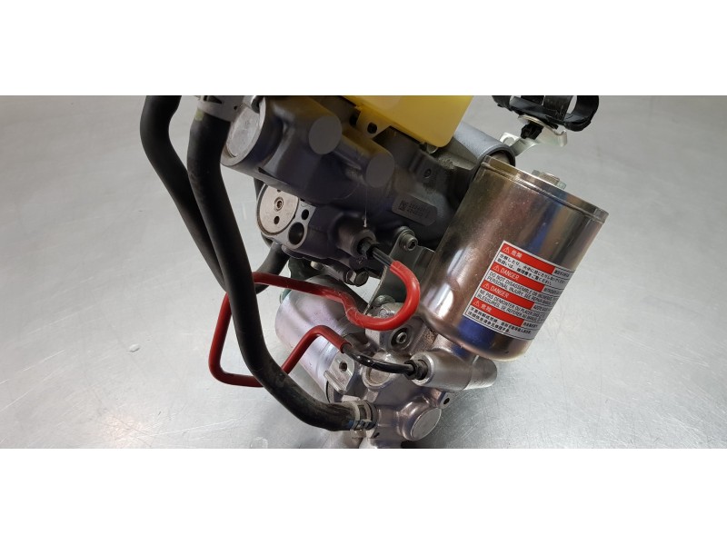 Recambio de servofreno para toyota rav 4 plug-in hybrid advance referencia OEM IAM 4705042251 4720042F51 