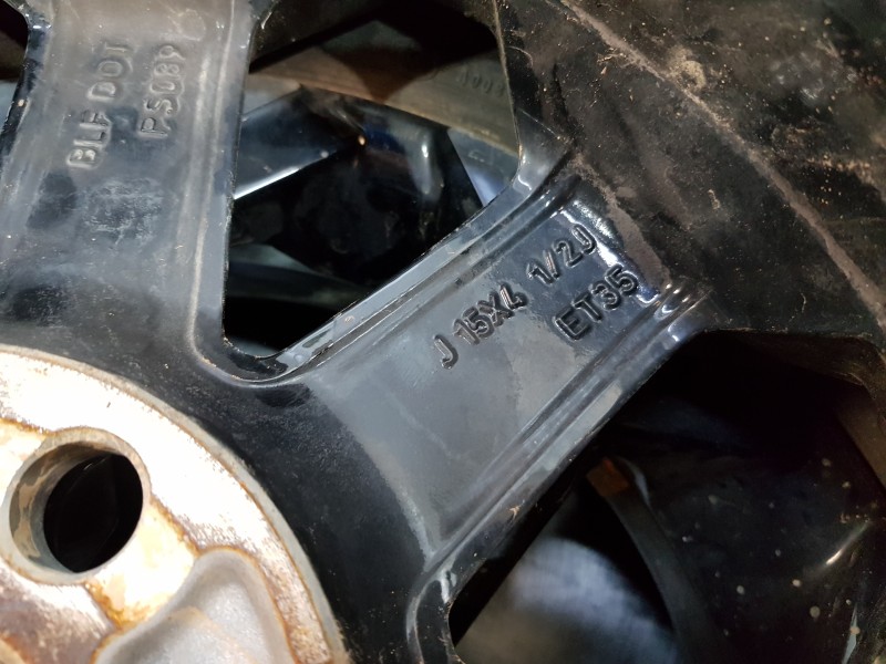 Recambio de juego llantas para toyota aygo x-cite referencia OEM IAM 426110H050   Recambio de juego llantas para toyota aygo x-cite referencia OEM IAM 426110H050