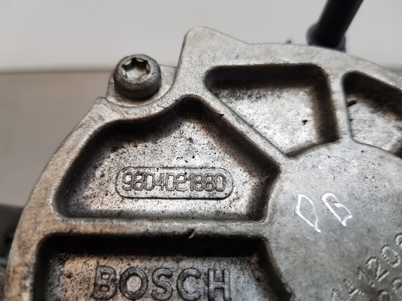 Recambio de depresor freno / bomba vacio para peugeot expert furgón caja cerrada referencia OEM IAM 9804021880  