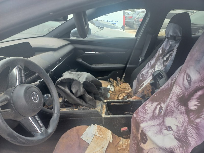 mazda 3 sedán (bp) del año 2019