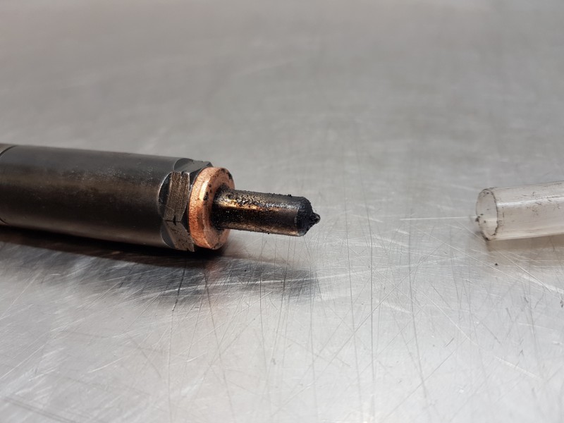 Recambio de inyector para ssangyong rodius premium referencia OEM IAM A6650170221 EJBR04401D 