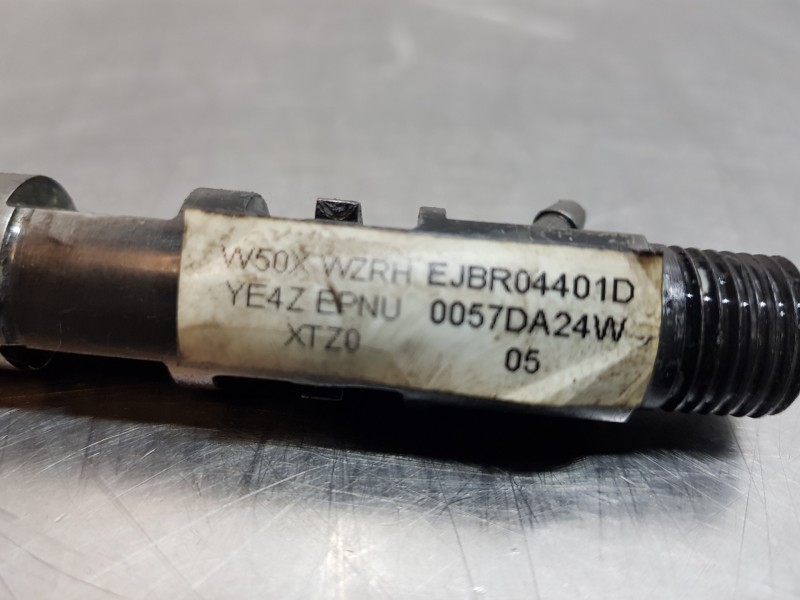 Recambio de inyector para ssangyong rodius premium referencia OEM IAM A6650170221 EJBR04401D 