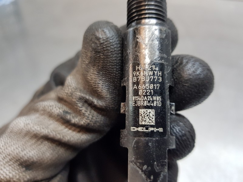 Recambio de inyector para ssangyong rodius premium referencia OEM IAM A6650170221 EJBR04401D 