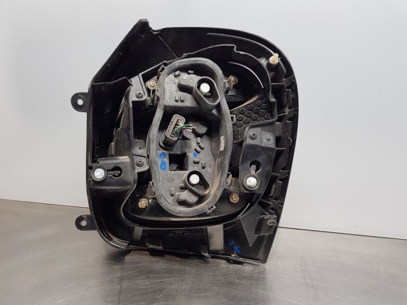 Recambio de piloto trasero izquierdo para smart forfour fastback referencia OEM IAM A4539063100 265550049R 