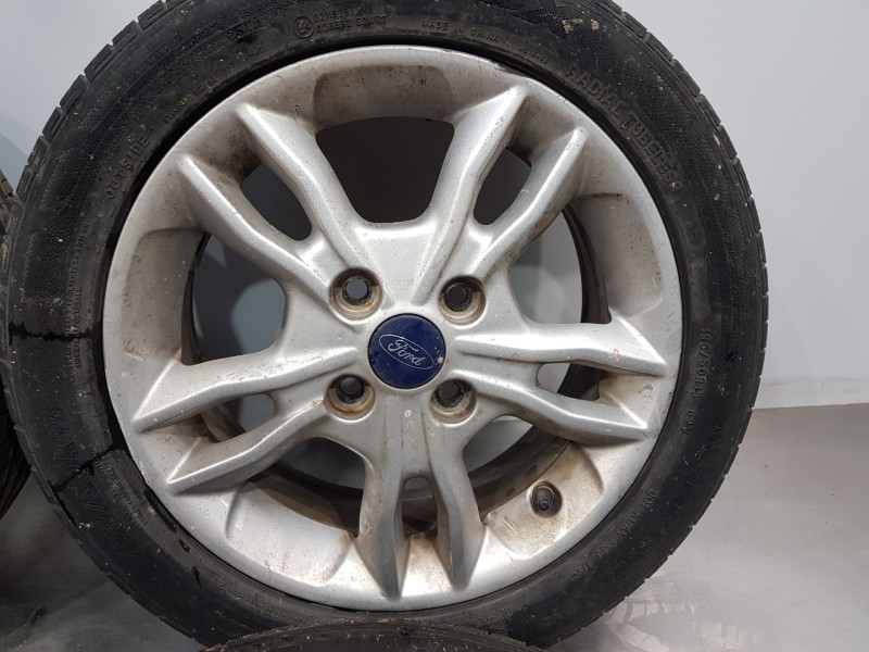Recambio de juego llantas para ford fiesta (ccn) confort referencia OEM IAM 2237371 E1BJ1007AA 