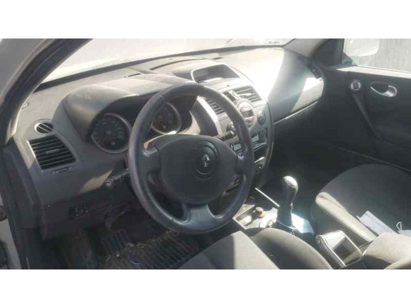 renault megane ii berlina 5p del año 2023