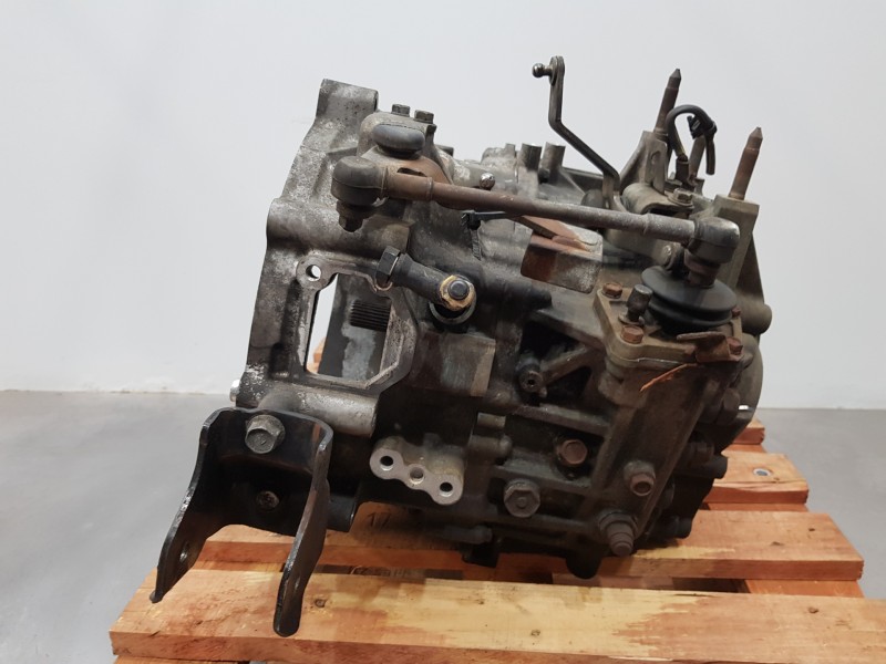 Recambio de caja cambios para mitsubishi outlander (cw0) referencia OEM IAM 2500A092  