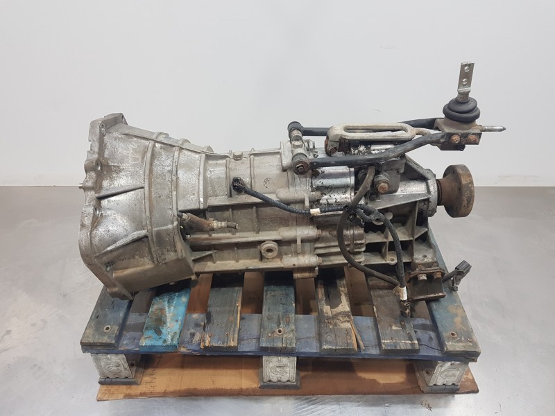 Recambio de caja cambios para ssangyong rodius premium referencia OEM IAM 3102021009 3111008201 G3102021009